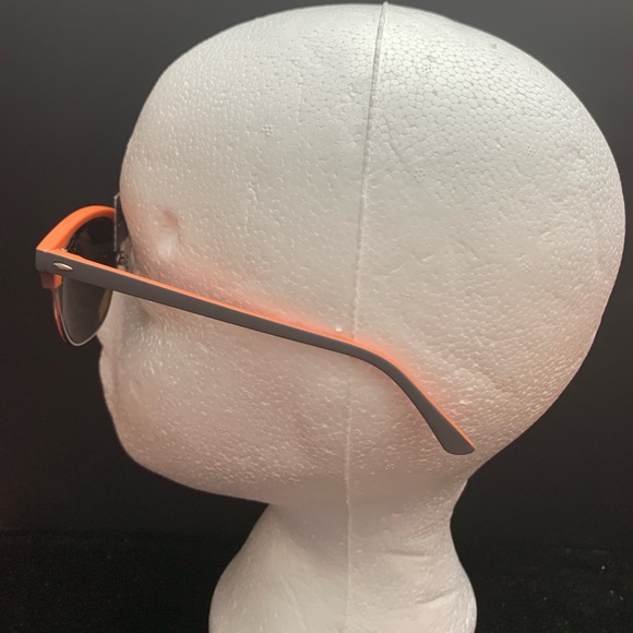 Sunglasses Unisex - Picture 2 of 4